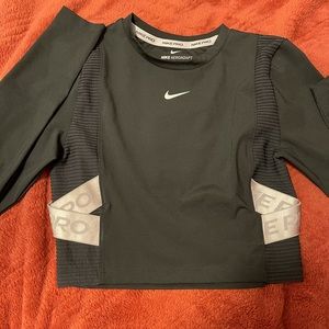 Women Nike Long Sleeve Cropped Black Workout Top